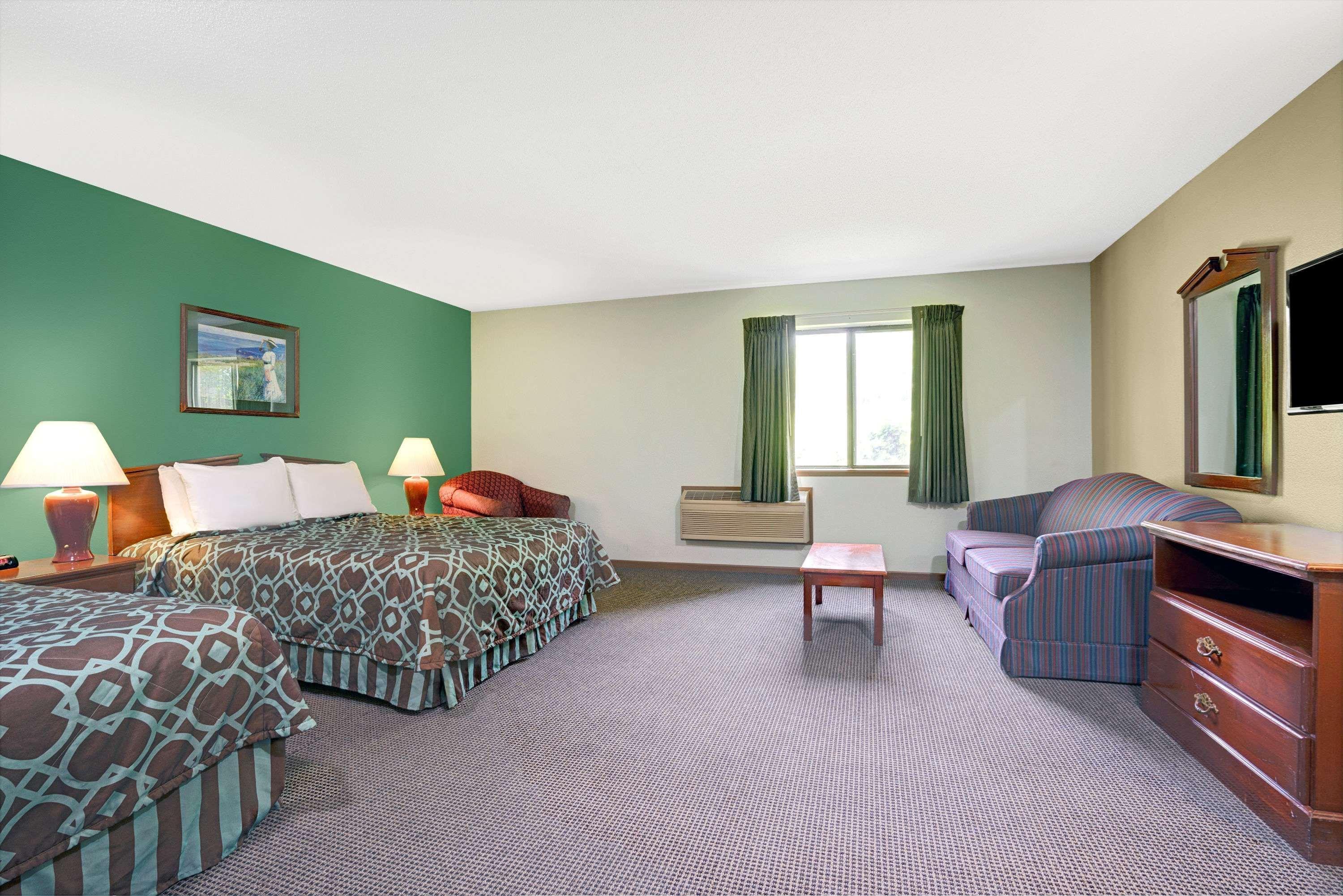 Super 8 By Wyndham Hudson Hotel Luaran gambar