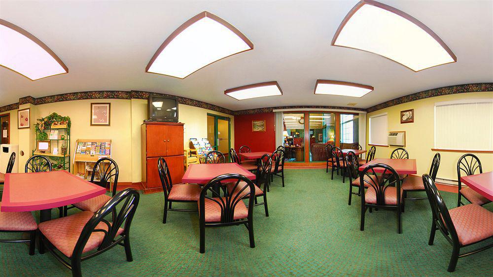Super 8 By Wyndham Hudson Hotel Luaran gambar